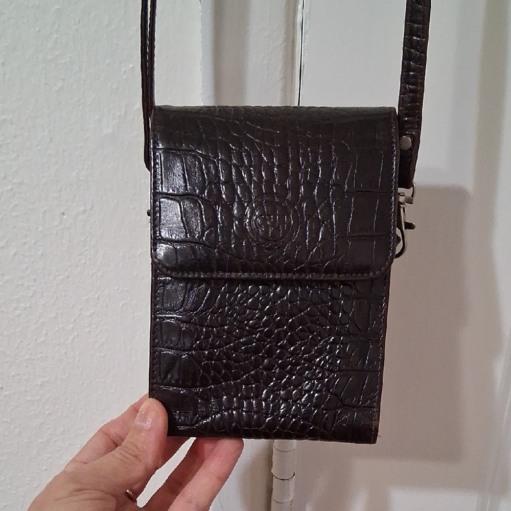 Elegant Black Crocodile-Embossed Men's Bag